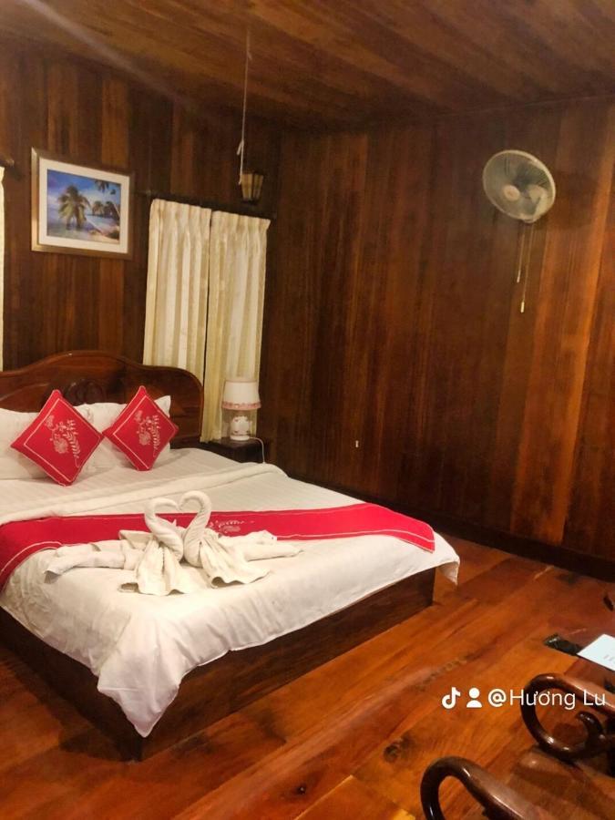 Villa Phathana Boutique Hotel Луангпхабанг Экстерьер фото