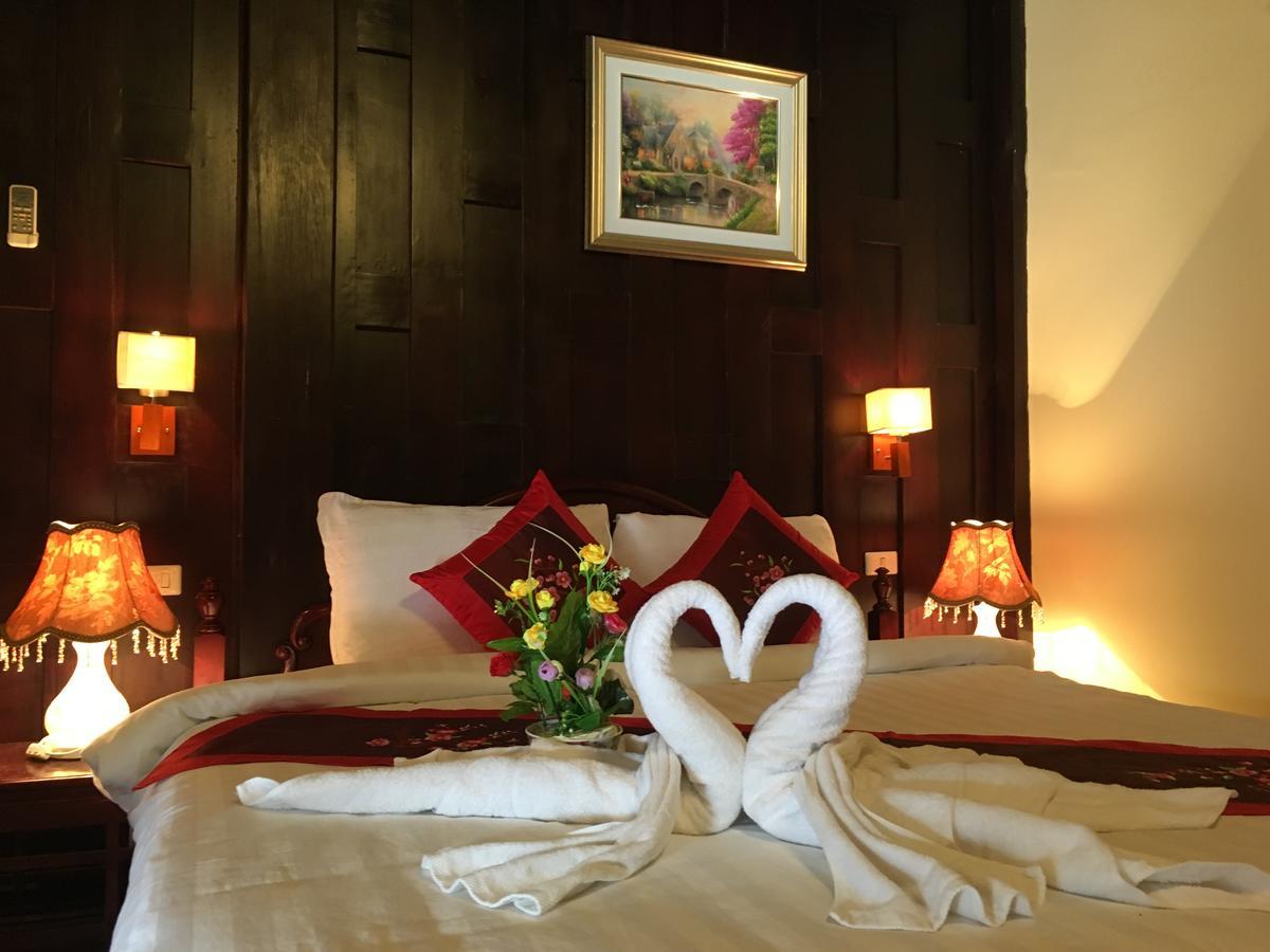 Villa Phathana Boutique Hotel Луангпхабанг Экстерьер фото