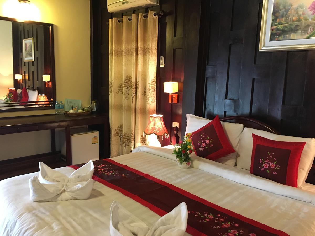Villa Phathana Boutique Hotel Луангпхабанг Экстерьер фото
